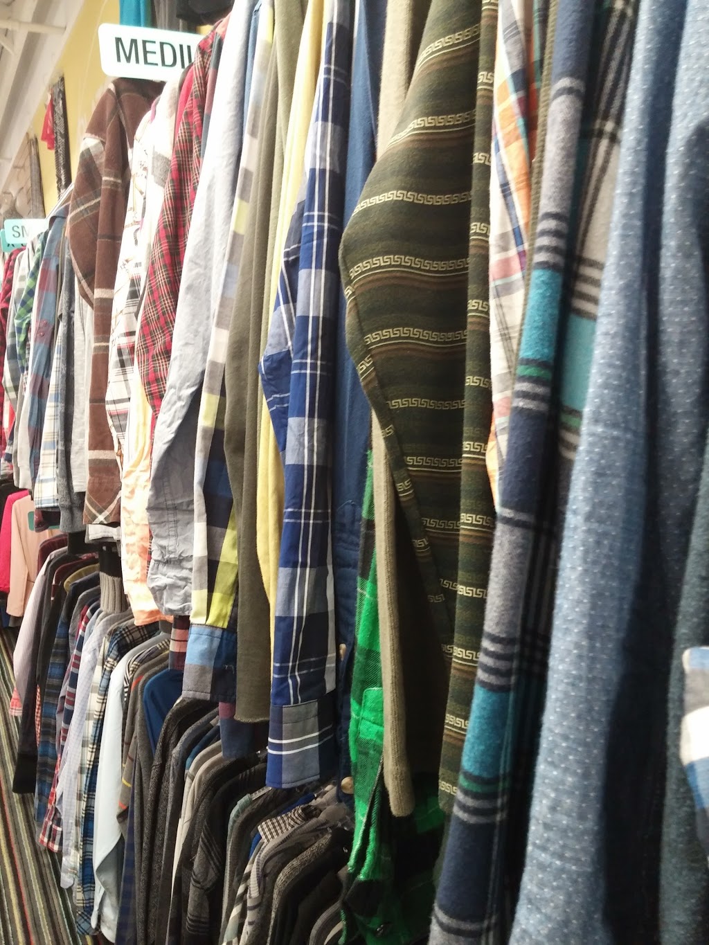 Platos Closet Winnipeg East | A-1094 Nairn Ave, Winnipeg, MB R2L 0Y4, Canada | Phone: (204) 669-1043