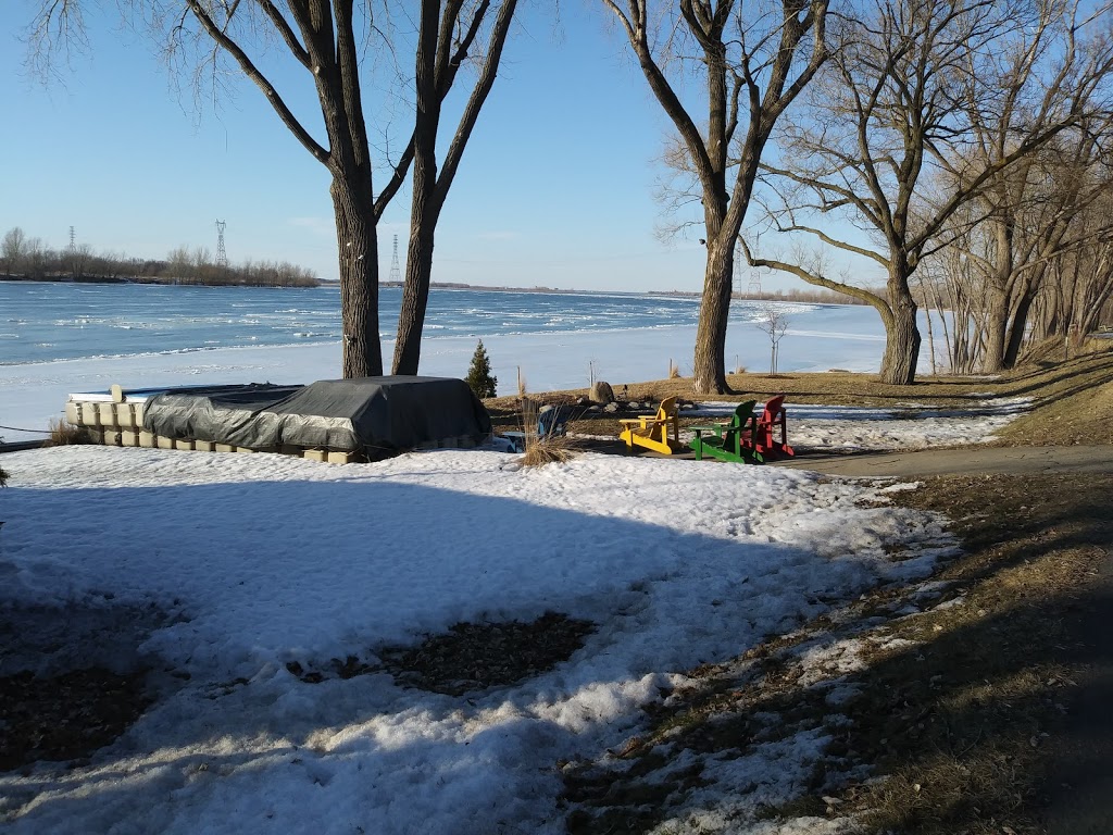 Club Nautique de Mézy | 925 Boulevard Marie-Victorin, Boucherville, QC J4B 7K5, Canada | Phone: (450) 655-9247