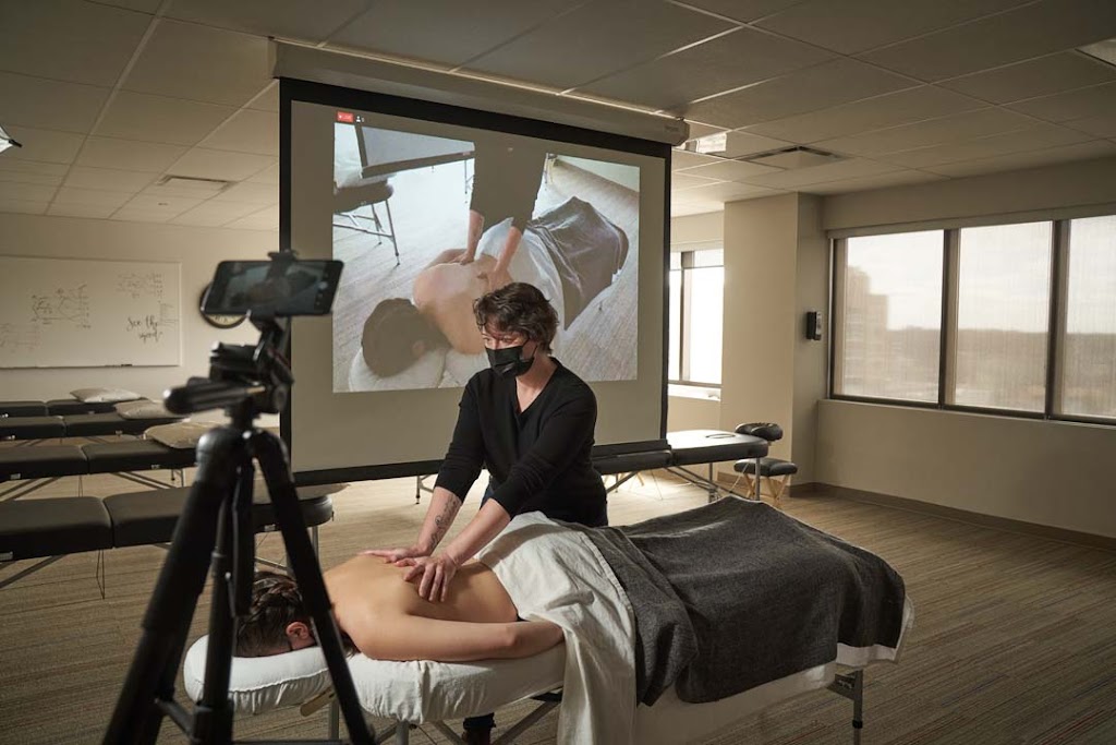 Evolve College of Massage Therapy | 1445 Portage Ave, Winnipeg, MB R3G 3P4, Canada | Phone: (204) 772-8999