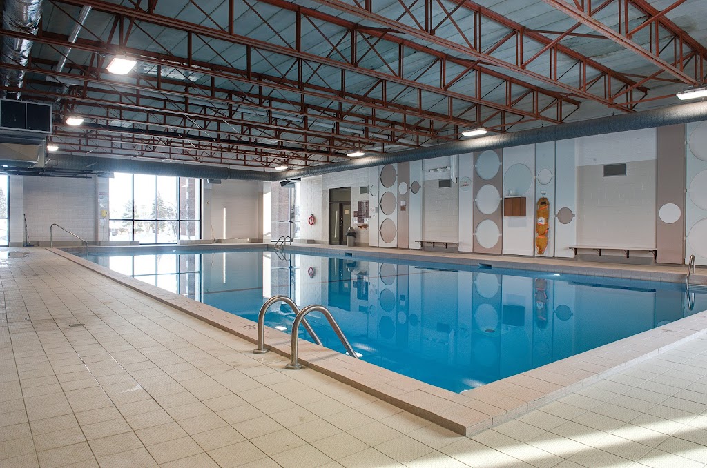 Urbandale Corporation - Lord Halifax Place | 2220 Halifax Dr, Ottawa, ON K1G 2W7, Canada | Phone: (613) 733-4077