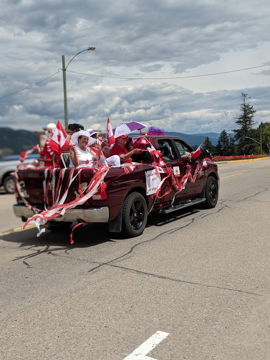 Mountain View Cafe | 833 Shuswap Ave, Chase, BC V0E 1M0, Canada | Phone: (250) 679-8921