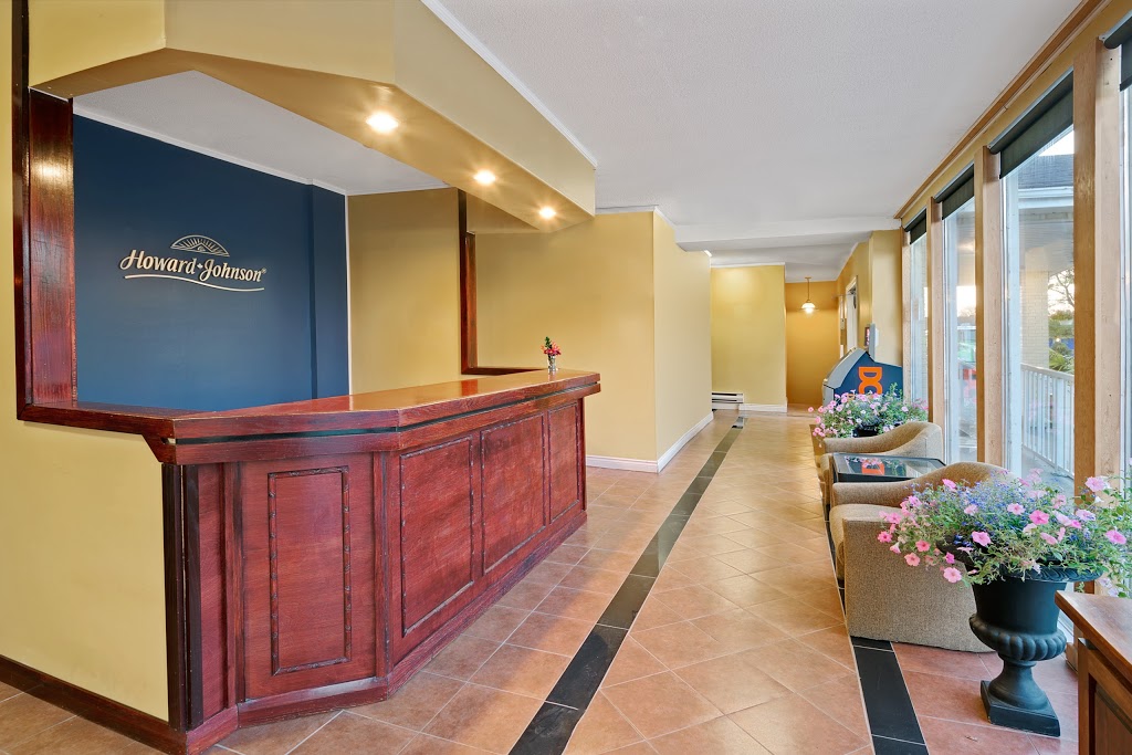 Howard Johnson Inn Lindsay | 354 Lindsay St S, Lindsay, ON K9V 4R4, Canada | Phone: (705) 324-0314