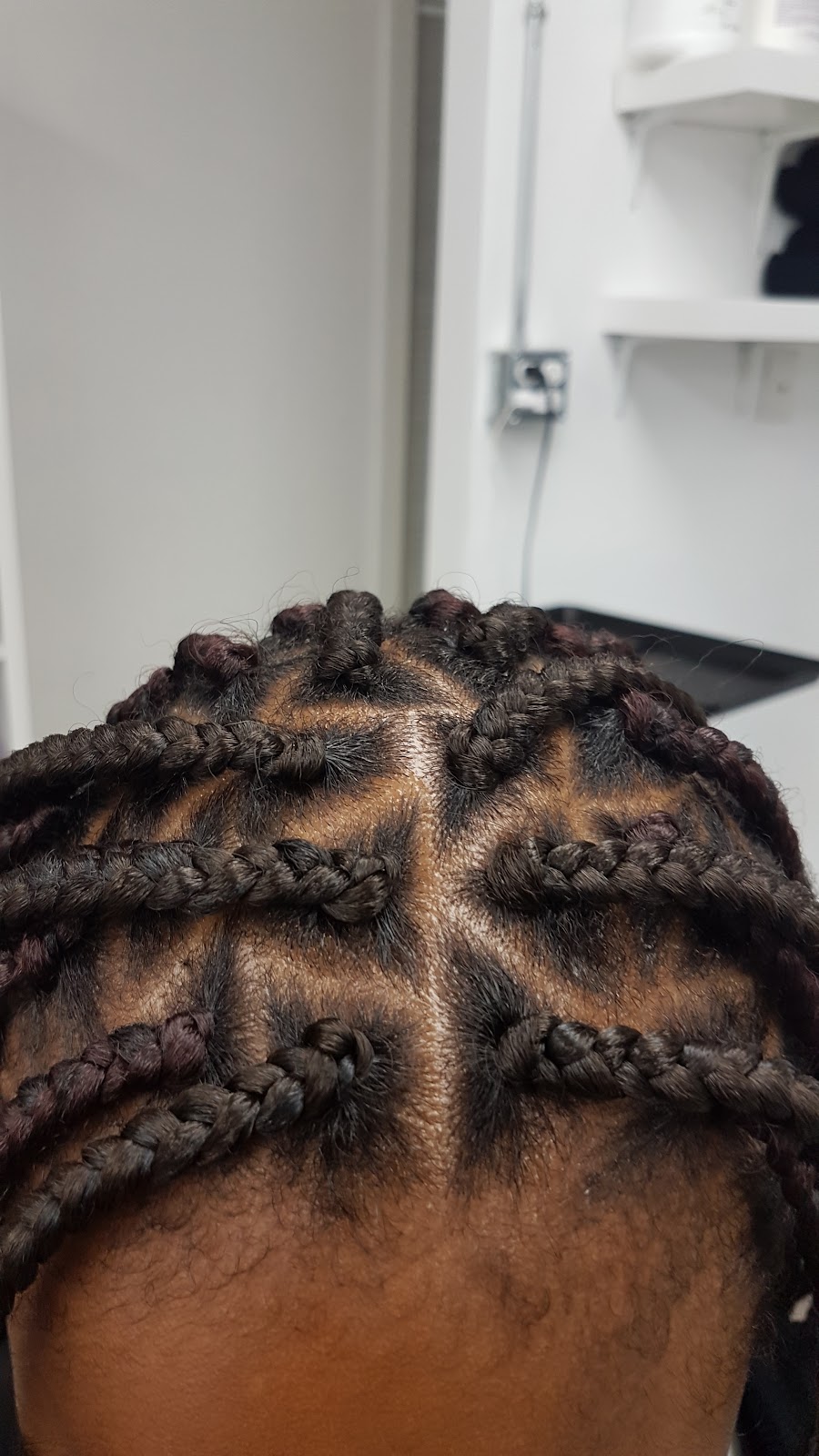 Kariatabeauty and hair extensions salon | rockyview County, 260300 Writing Creek Cres J1, rockyview County, AB T4A 0X8, Canada | Phone: (403) 474-5141