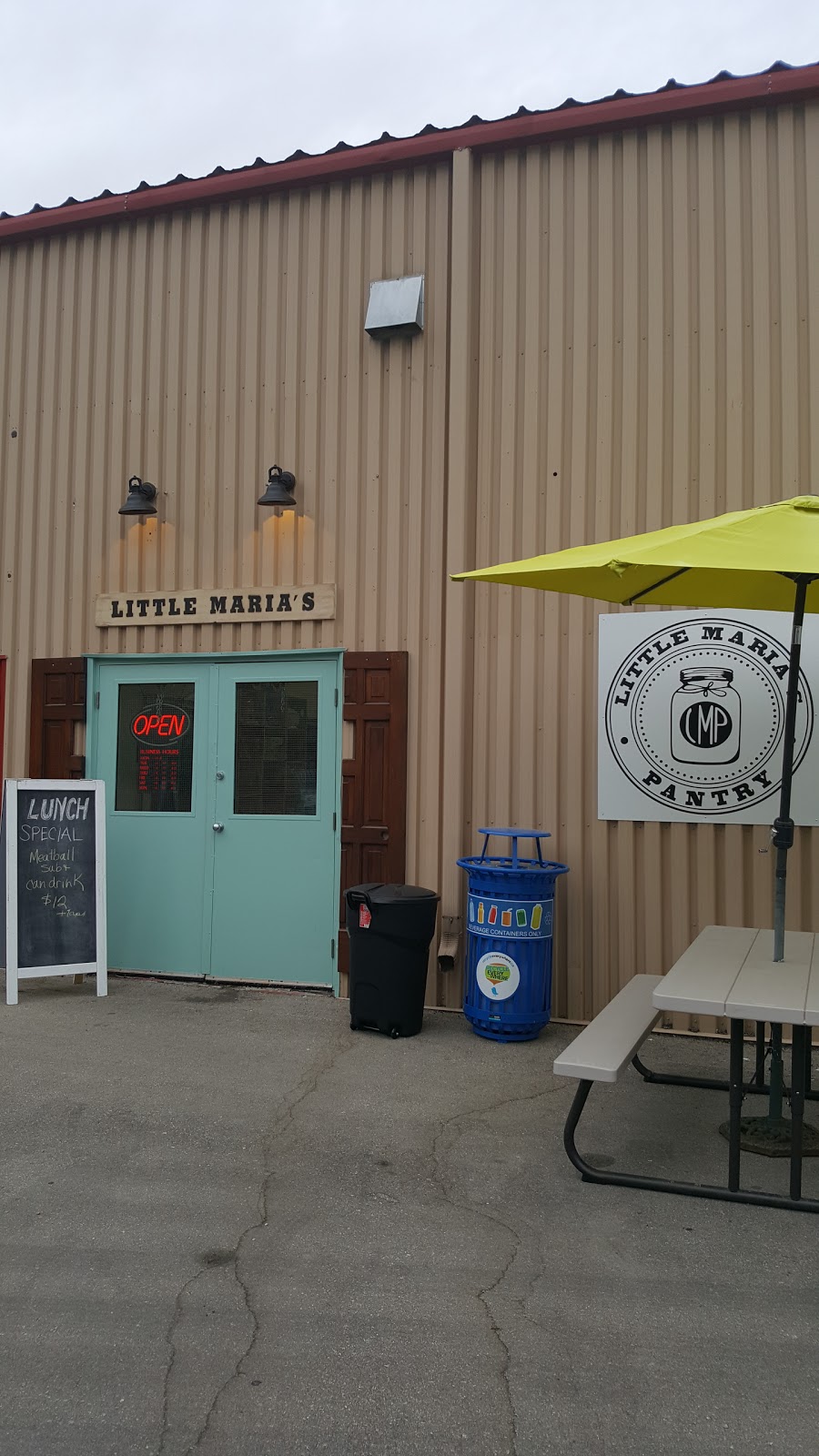 Little Marias | 2958 Henderson Hwy, East Saint Paul, MB R2E 0C6, Canada | Phone: (204) 615-6780
