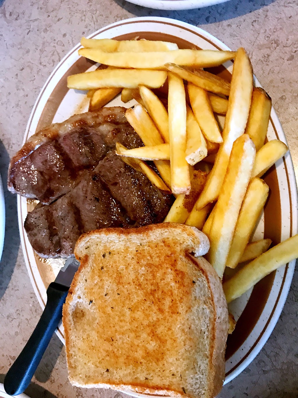 Turner Inn Family Restaurant | 101 Sunset Blvd SE, Turner Valley, AB T0L 2A0, Canada | Phone: (403) 933-5061