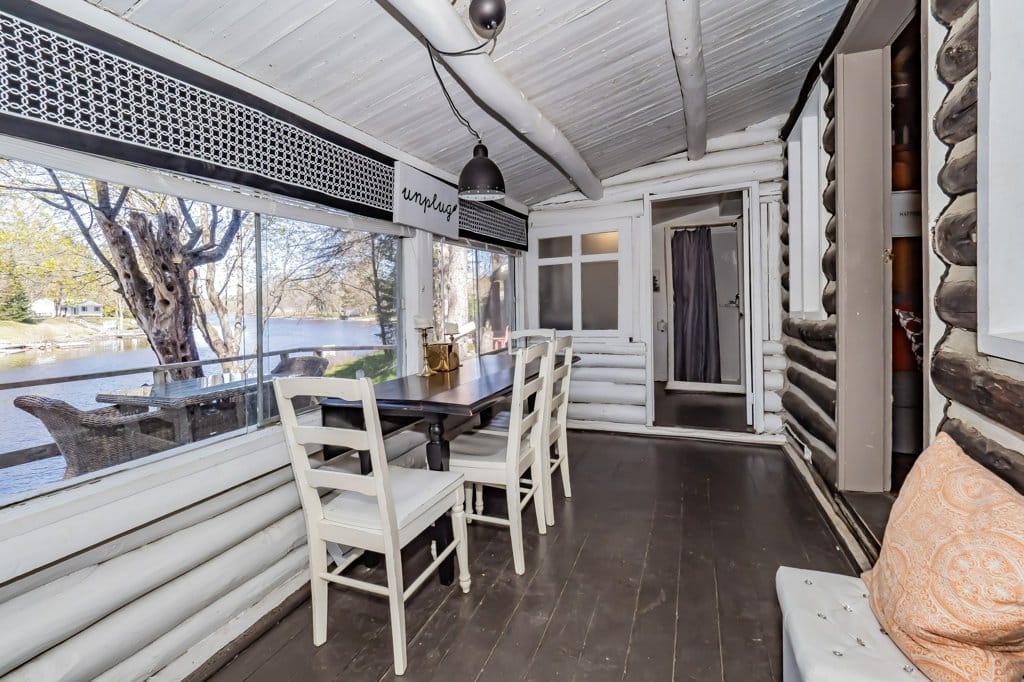The Kittage | 2506 Channel Point Ln, Washago, ON L0K 2B0, Canada | Phone: (416) 523-2998