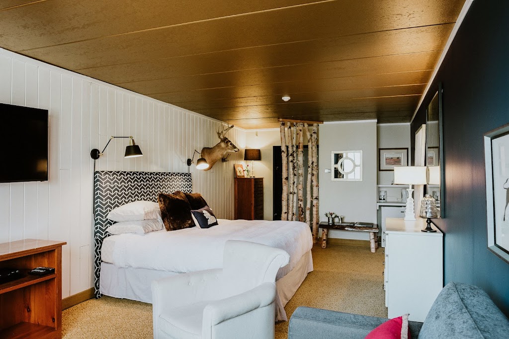 The Northridge Inn & Resort | 712 S Lake Bernard Rd, Sundridge, ON P0A 1Z0, Canada | Phone: (705) 384-2252
