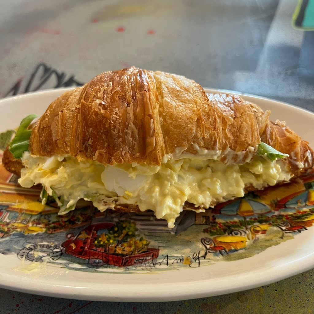 The Travel Cafe | 1501 Pelham St, Fonthill, ON L0S 1E5, Canada | Phone: (289) 929-4284