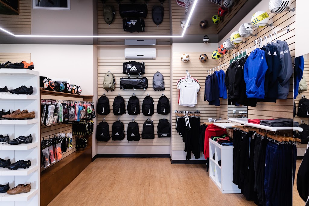 Passion Soccer Boutique (Saint-Leonard) | 5148 Rue Jarry E, Saint-Léonard, QC H1R 1Y4, Canada | Phone: (514) 326-4444