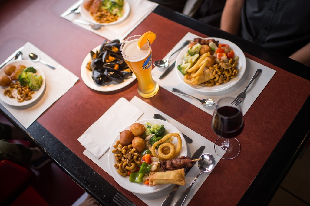 Restaurant Le Tournesol | 292 Rue Témiscouata, Rivière-du-Loup, QC G5R 2Y5, Canada | Phone: (418) 868-6666
