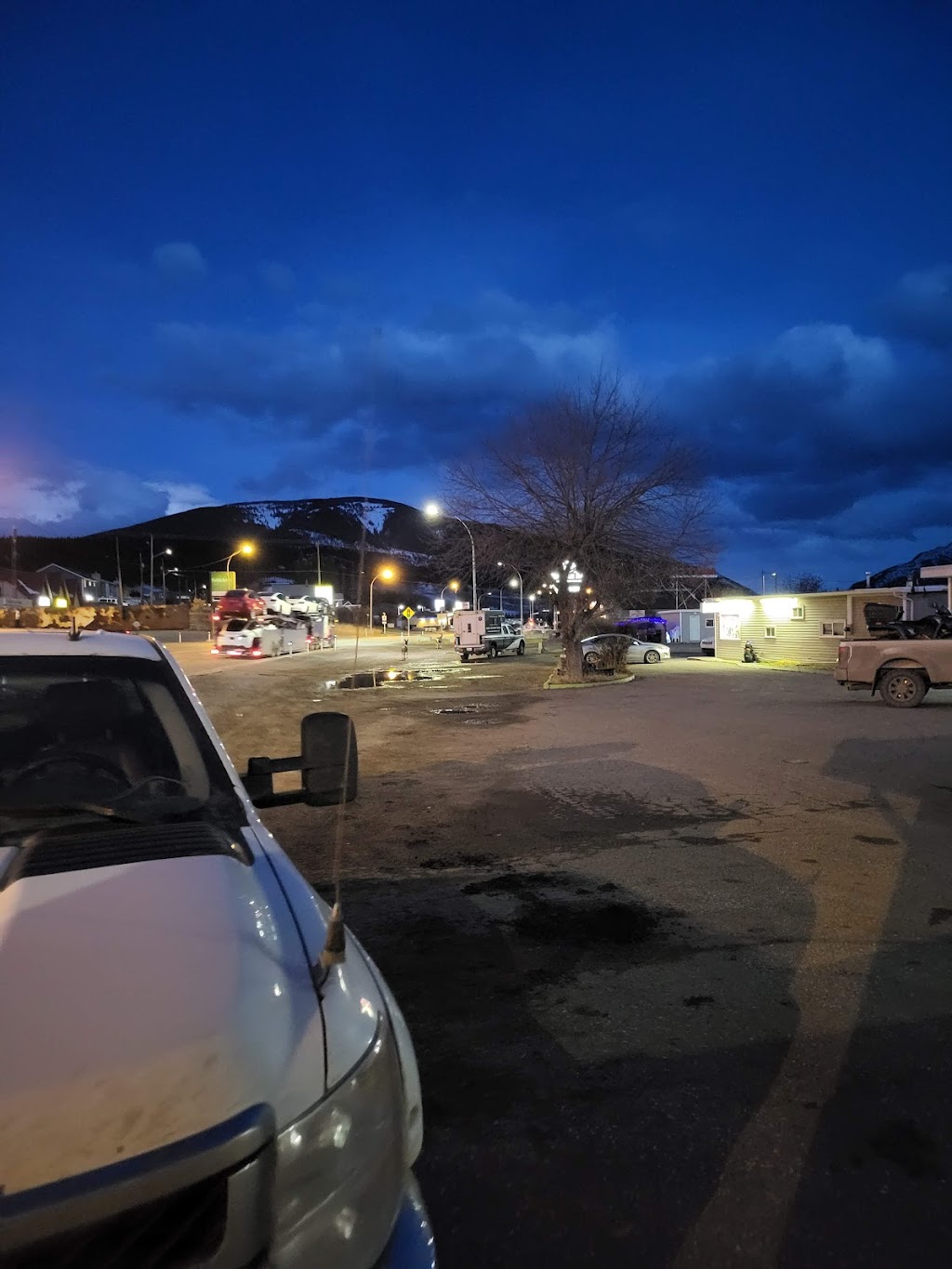 Paddock Inn Motel | 8322 20 Ave, Coleman, AB T0K 0M0, Canada | Phone: (403) 753-2408