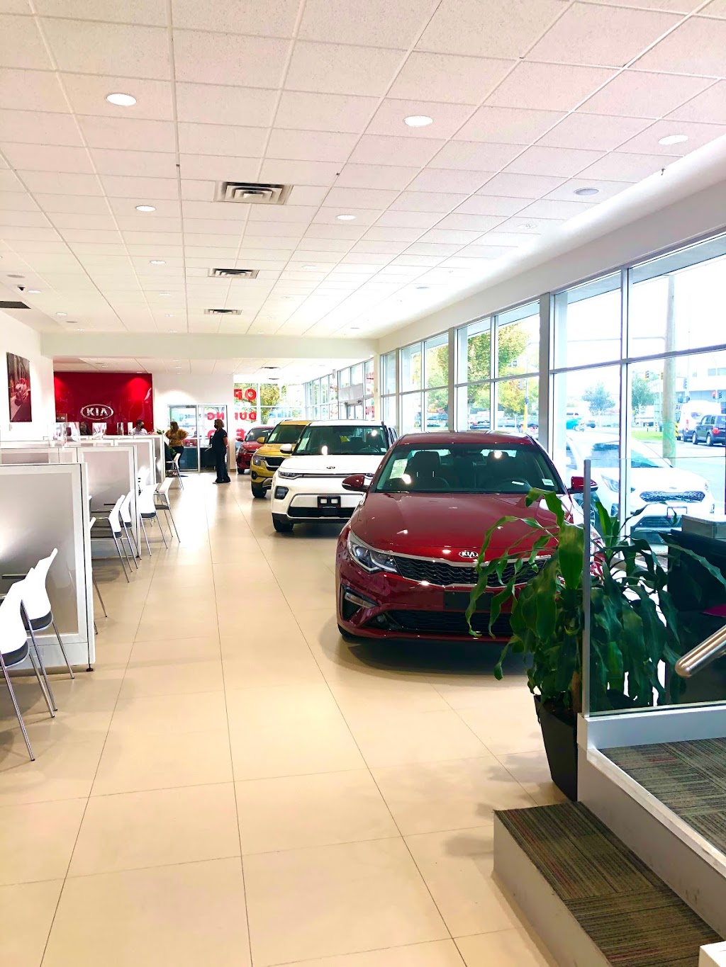 Kia Victoria | 2620 Government St, Victoria, BC V8T 4P8, Canada | Phone: (250) 360-1111