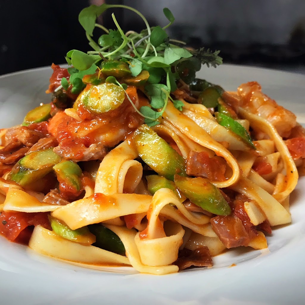 Restaurant Fougasse | 29 Rue du Roi, Sorel-Tracy, QC J3P 4M5, Canada | Phone: (450) 743-7203