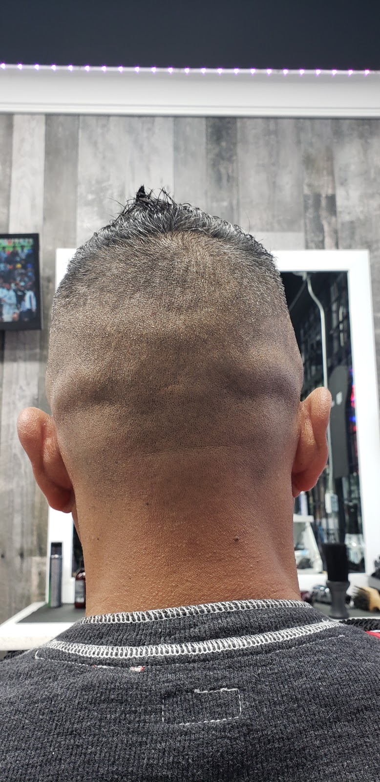 The Fade House | 1132 Ewen Ave #110, New Westminster, BC V3M 5E4, Canada | Phone: (604) 553-7770
