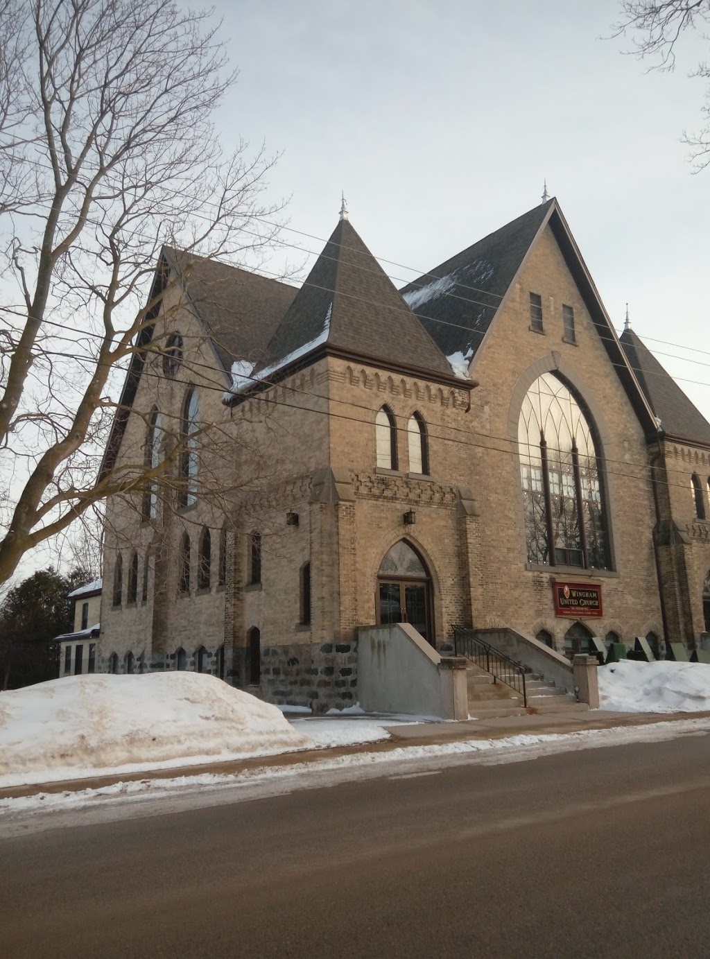 Wingham United Church | 217 MINNIE, Wingham, ON N0G 2W0, Canada | Phone: (519) 357-2961