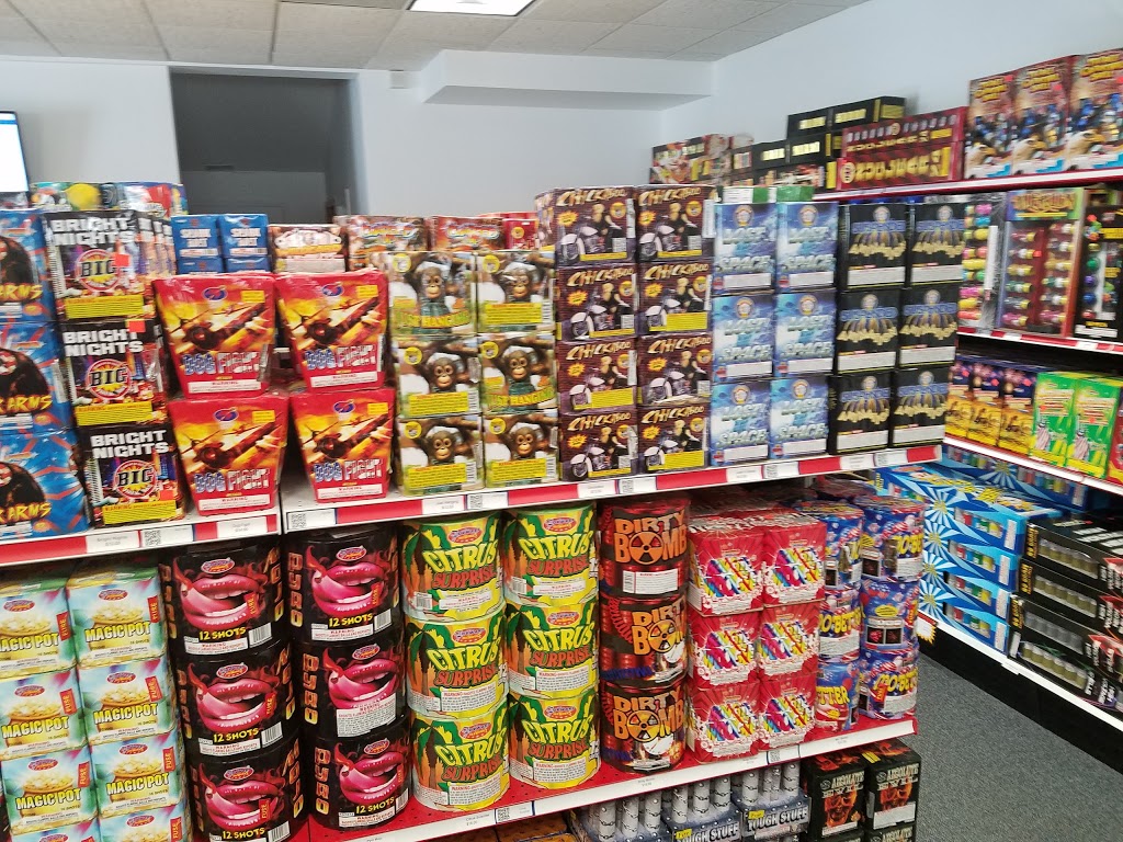 R&R Fireworks LLC | 4384 Lapeer Rd, Port Huron, MI 48060, USA | Phone: (810) 531-4637