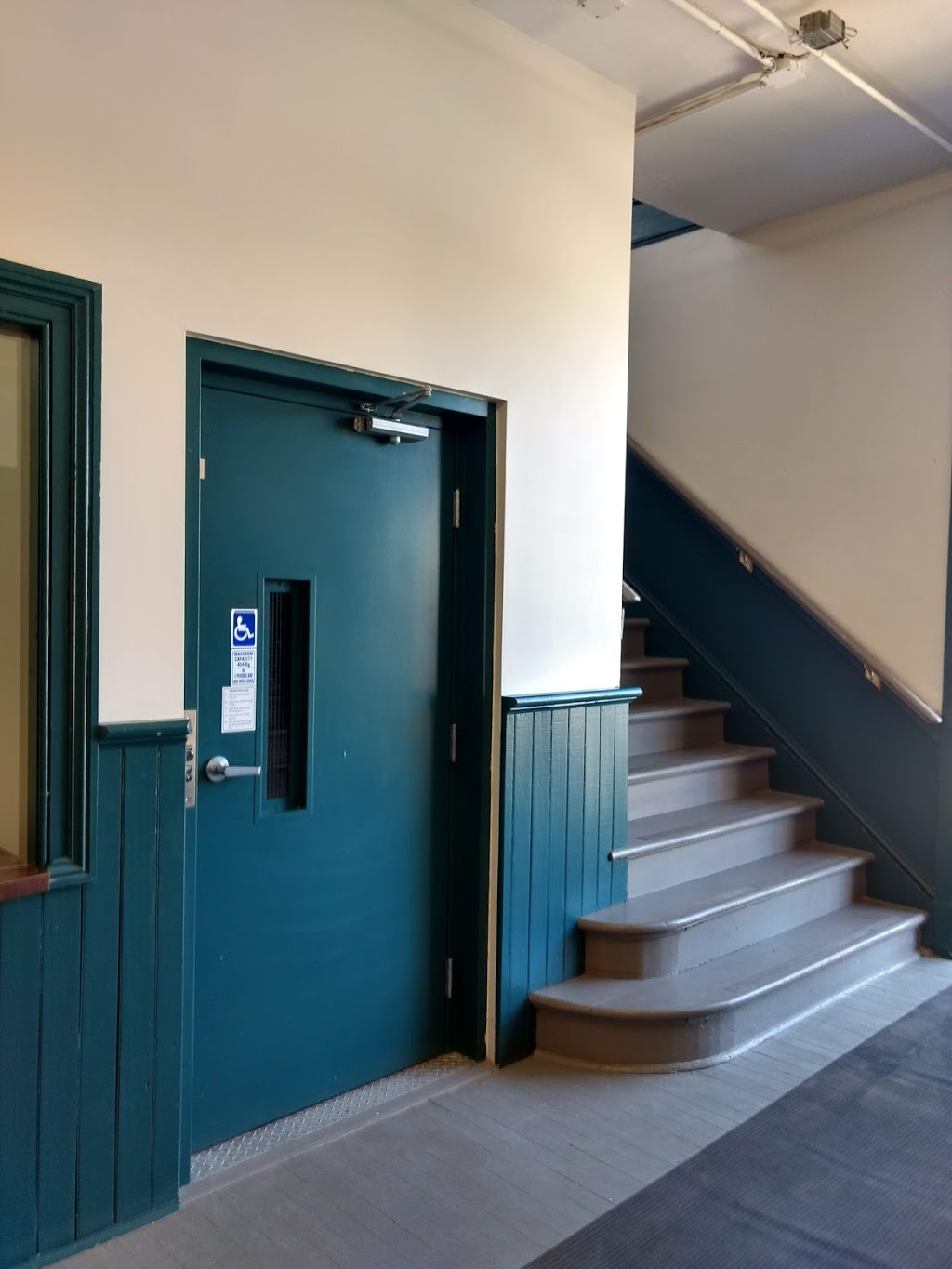 Teeswater Town Hall | 3 Clinton St S, Teeswater, ON N0G 2S0, Canada | Phone: (519) 392-8319
