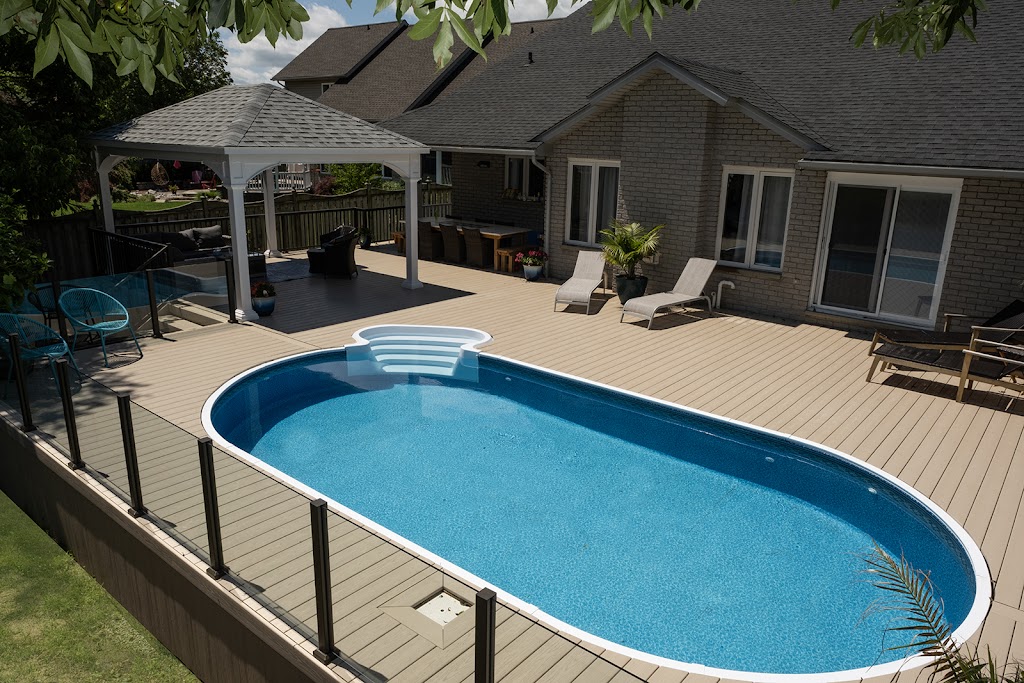 Hickory Dickory Decks - London | 37 Cedarwood Crescent, London, ON N6H 5P5, Canada | Phone: (519) 472-8795