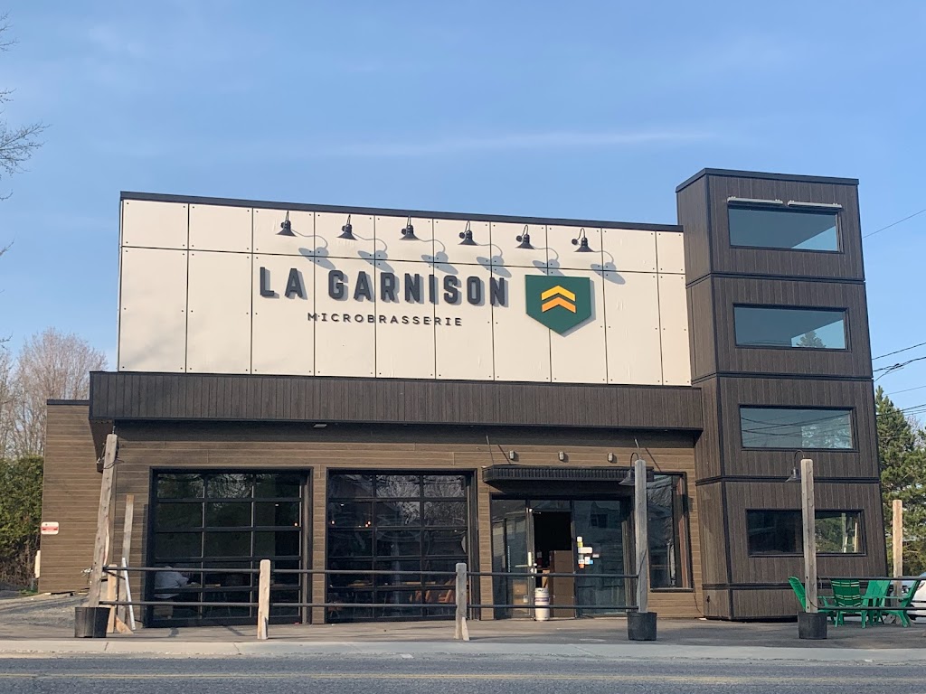 La Garnison - Microbrasserie & Resto-Pub | 4256 Rue Laval, Lac-Mégantic, QC G6B 1B5, Canada | Phone: (819) 583-3737
