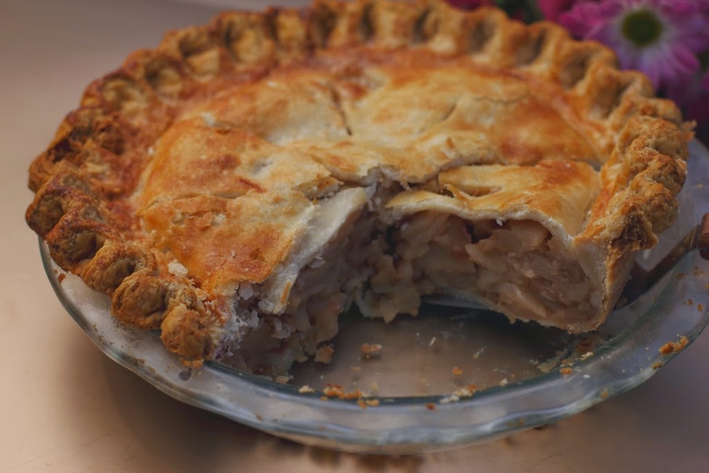 Her Majestys Pie Company | 107 Bowser Ave, North Vancouver, BC V7P 3H1, Canada | Phone: (604) 990-4848