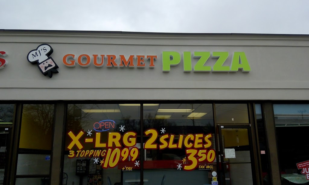MJs Gourmet Pizza | 11 Westwood Dr, Kitchener, ON N2M 2K5, Canada | Phone: (519) 342-2272