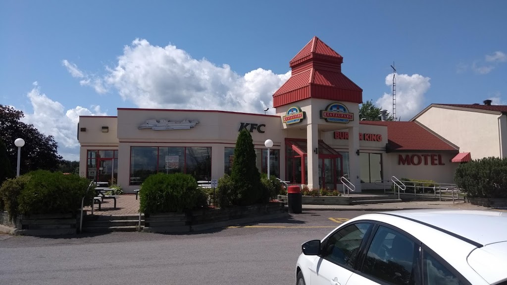 Motel Restauparc | 625 Principale St, Casselman, ON K0A 1M0, Canada | Phone: (613) 764-3112