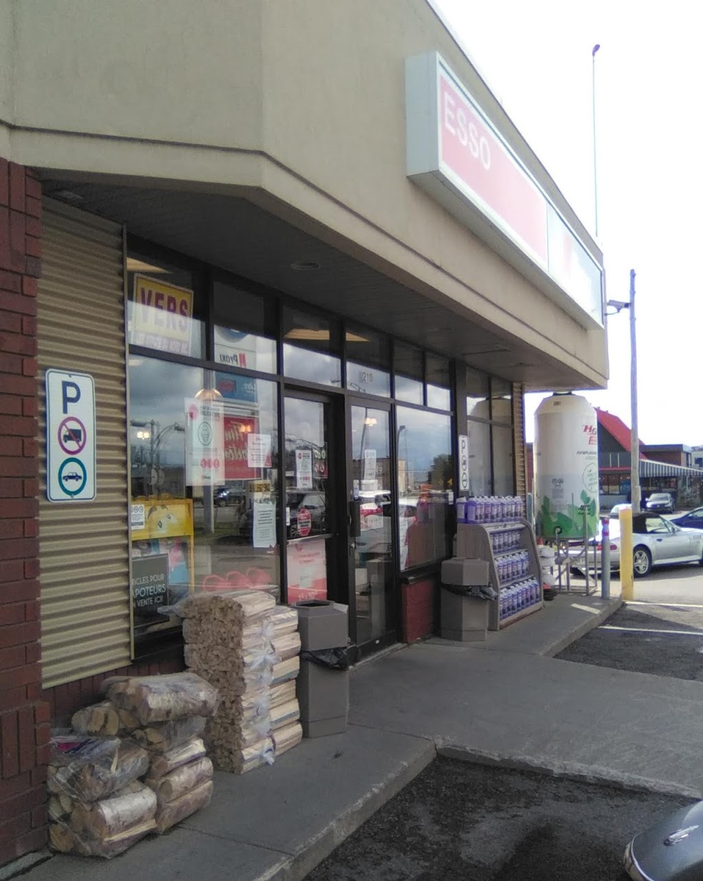 Esso | 212 QC-138, Donnacona, QC G3M 1C2, Canada | Phone: (418) 285-4121