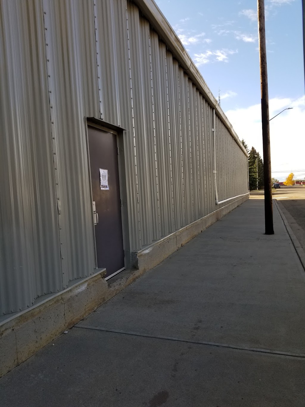 S & M Fitness Inc. | 5175 51 Ave, Killam, AB T0B 2L0, Canada | Phone: (780) 385-2111