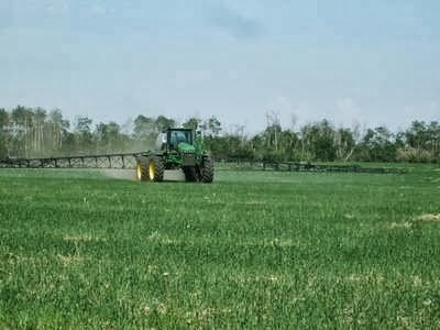 A-1 CUSTOM APPLICATORS | Township Rd 452, Strome, AB T0B 4H0, Canada | Phone: (780) 385-4710