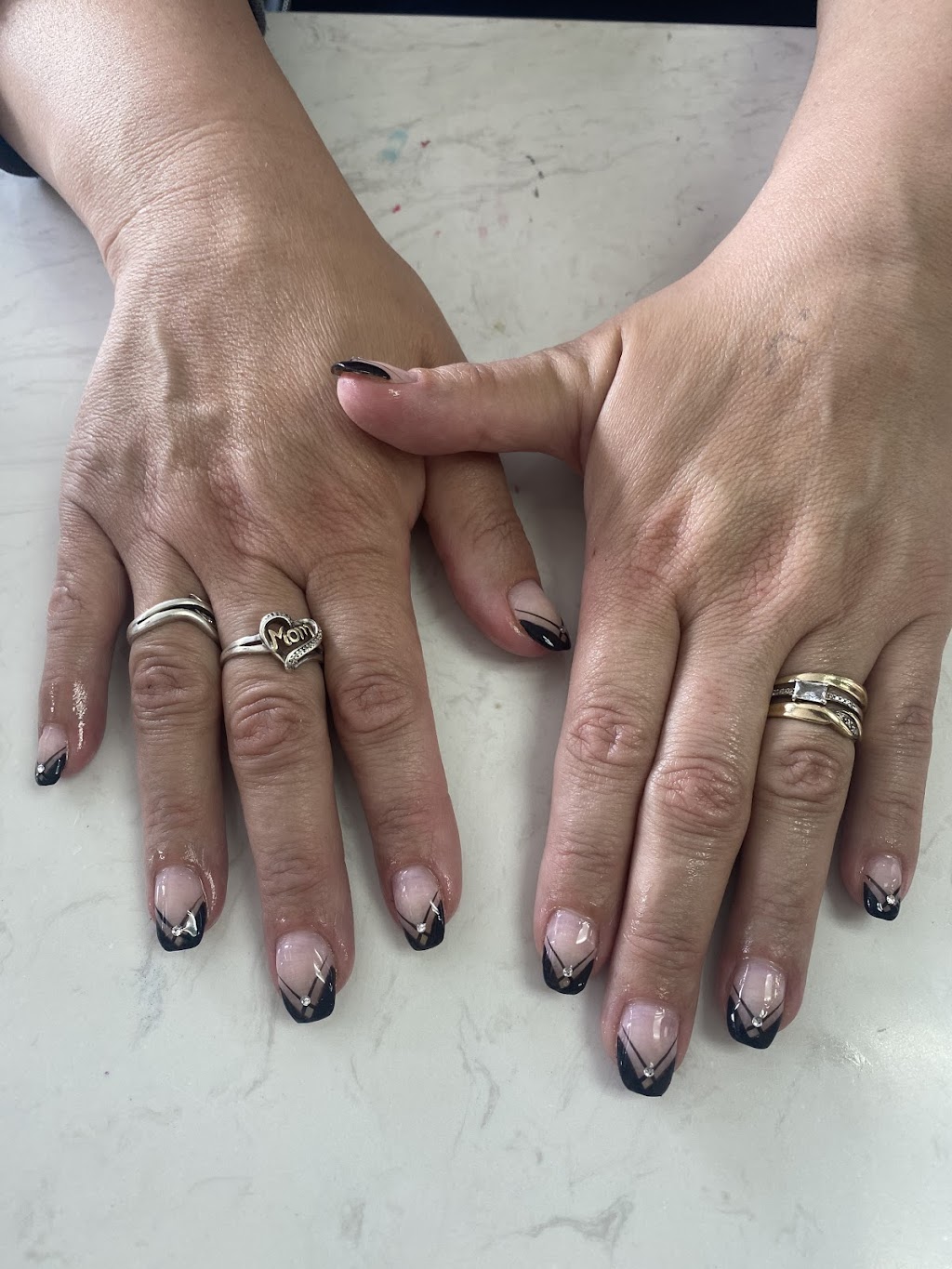 Pacific Nails Beauty Salon | 1576 Main St, Winnipeg, MB R2W 5J8, Canada | Phone: (204) 339-3037