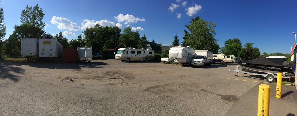 Depotium Mini-Entrepôt - Pointes-aux-Trembles | 15949 Rue Sherbrooke E, Pointe-aux-Trembles, QC H1A 1E3, Canada | Phone: (514) 700-5141 Depotium Mini-Entrepôt - Pointes-aux-Trembles | 15949 Rue Sherbrooke E, Pointe-aux-Trembles, QC H1A 1E3, Canada | Phone: (514) 700-5141