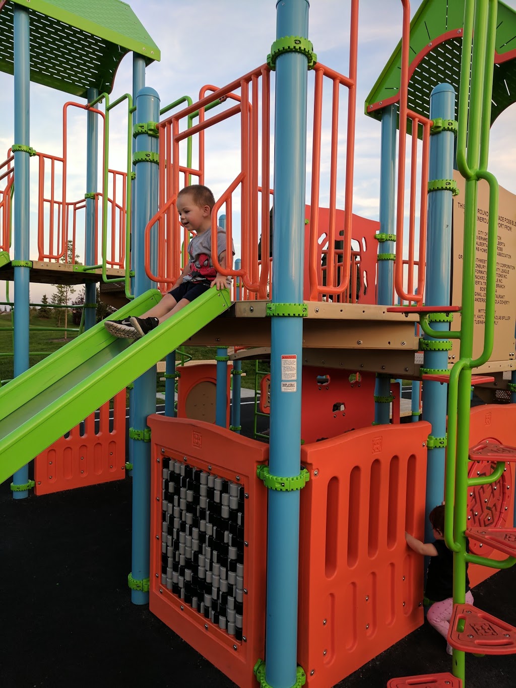 Bessie Nichols School | 189 Hemingway Rd NW, Edmonton, AB T6M 2Z7, Canada | Phone: (780) 444-1922