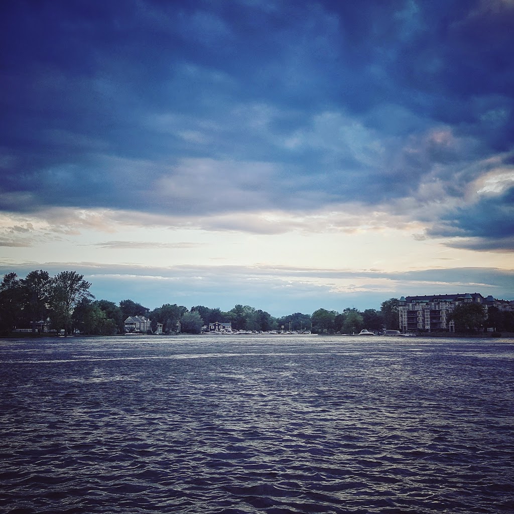 Marine Ste-Anne | 46 Rue Sainte-Anne, Sainte-Anne-de-Bellevue, QC H9X 1L6, Canada | Phone: (514) 457-3456