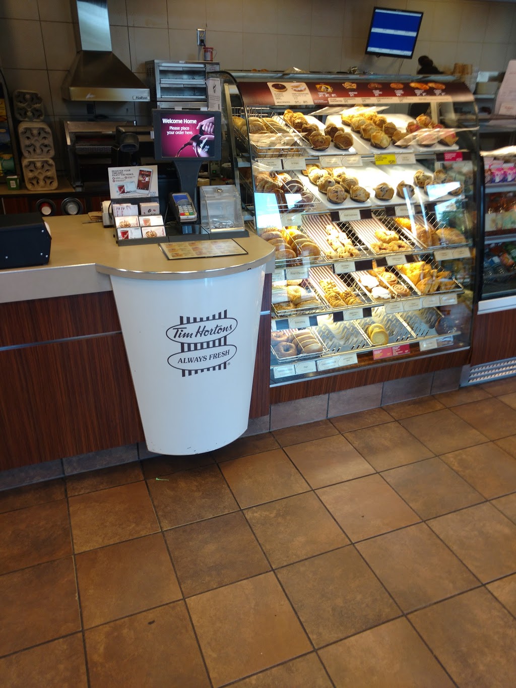 Tim Hortons | 228 Dundas St, Woodstock, ON N4S 1A7, Canada | Phone: (519) 421-3773