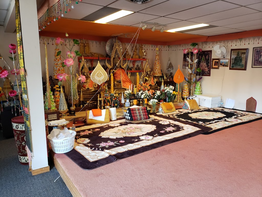 Phommaviharam Buddhist Temple | 12 Hoffman St, Kitchener, ON N2M 3M4, Canada | Phone: (519) 743-0914