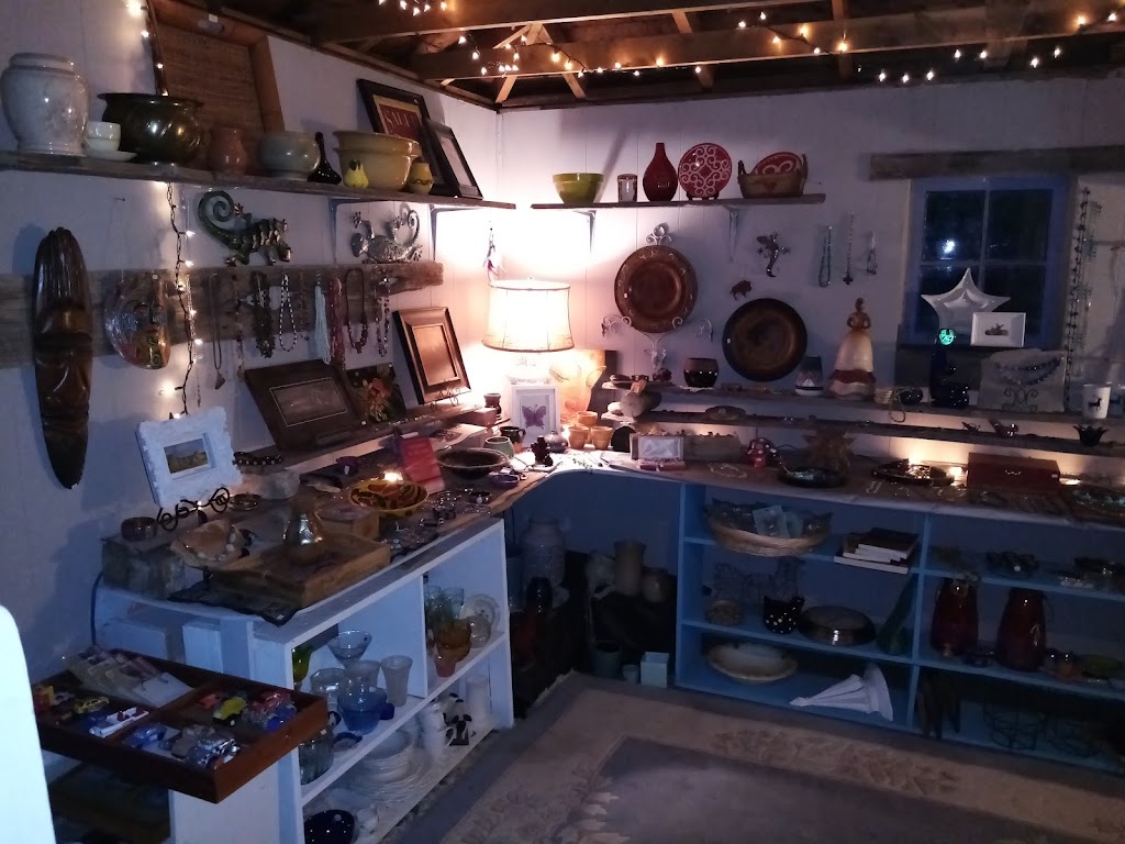 Buffalo Spirit Trading | 273 2 Ave, East Coulee, AB T0J 1B0, Canada | Phone: (403) 822-0008