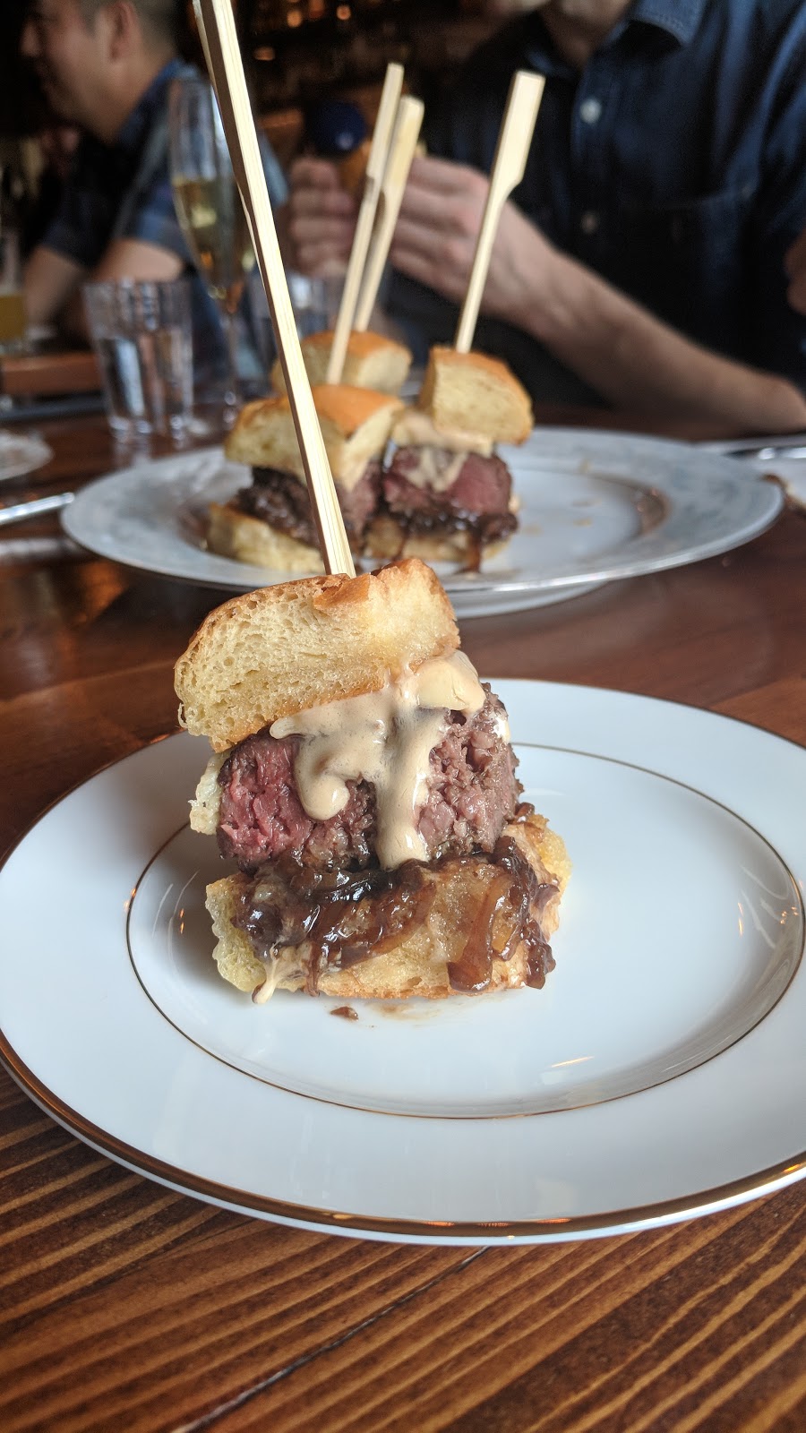 Crowbar Restaurant | 646 Kingsway, Vancouver, BC V5T 3K4, Canada | Phone: (604) 336-2769