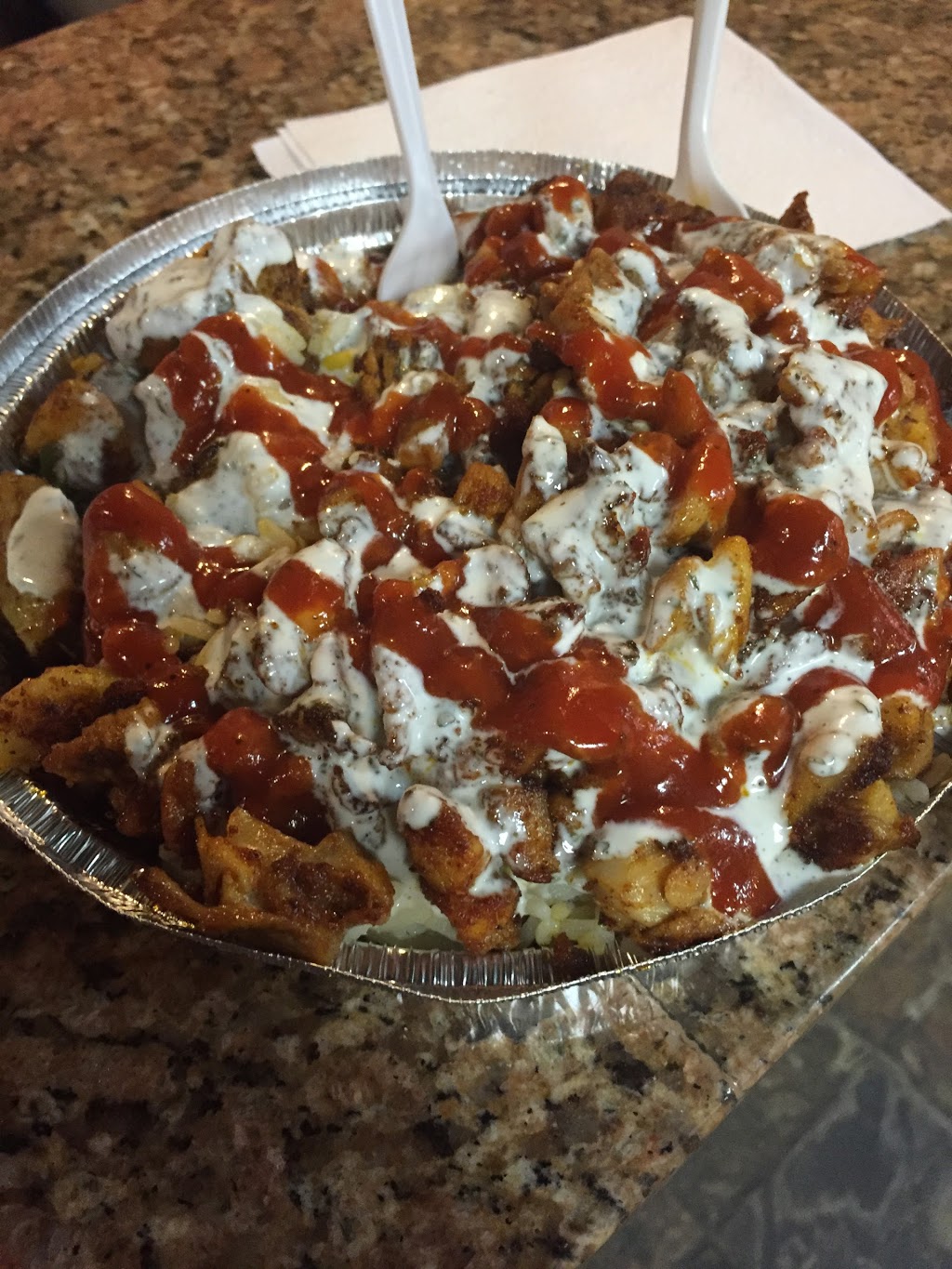 Royal Shawarma | 1540 North Service Rd W, Oakville, ON L6M 4A1, Canada | Phone: (905) 469-8366