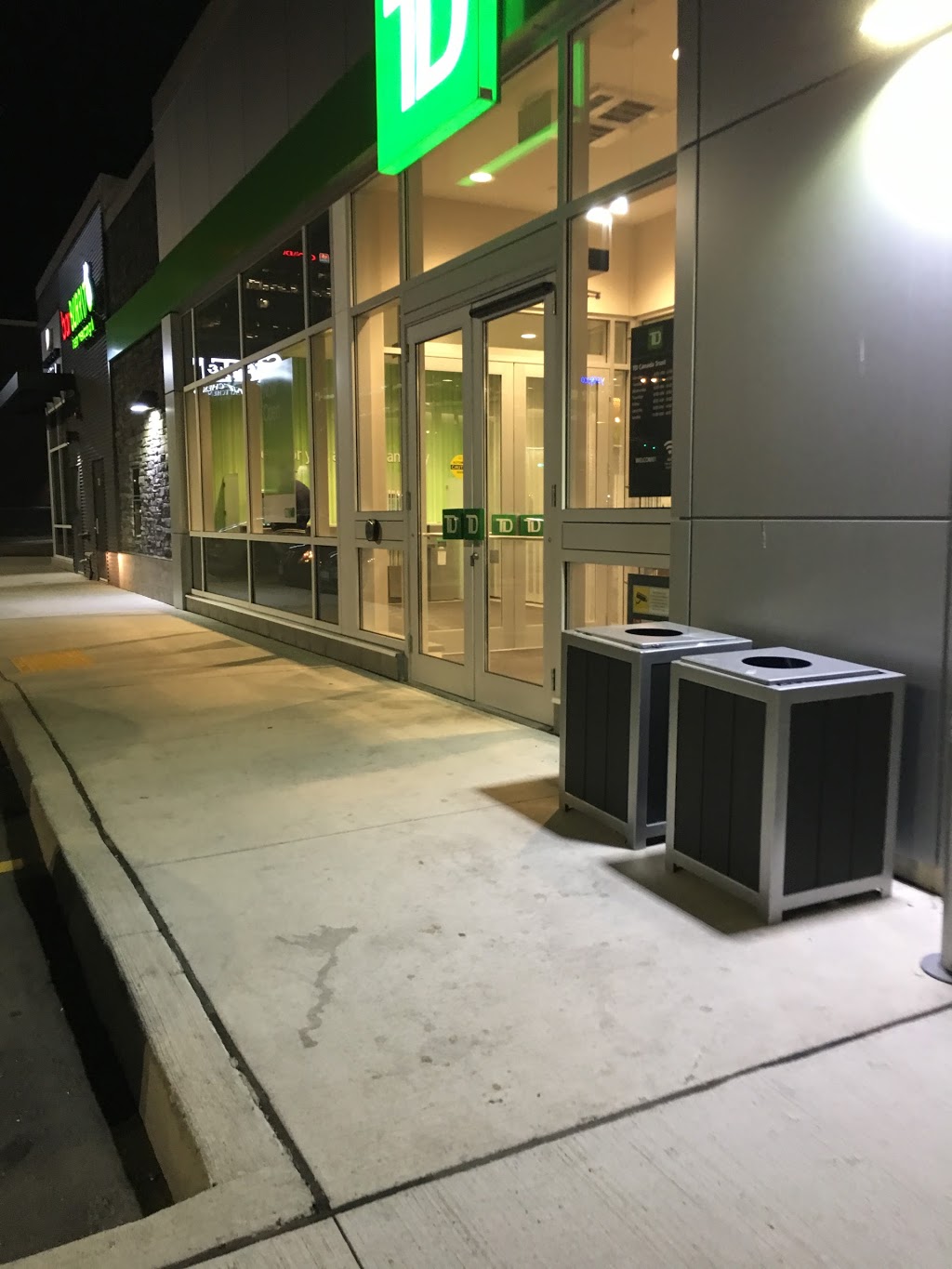 TD Canada Trust Branch and ATM | 390 The East Mall Unit #100, Toronto, ON M9B 6L5, Canada | Phone: (416) 622-6130