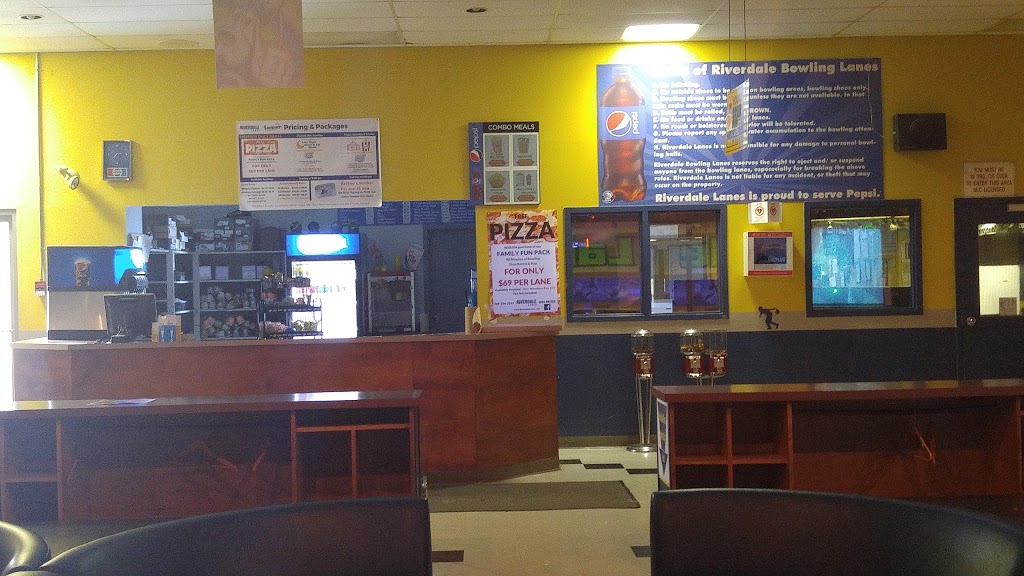 Riverdale Lanes | 939 Conception Bay Hwy, Conception Bay South, NL A1X 3H1, Canada | Phone: (709) 744-2553