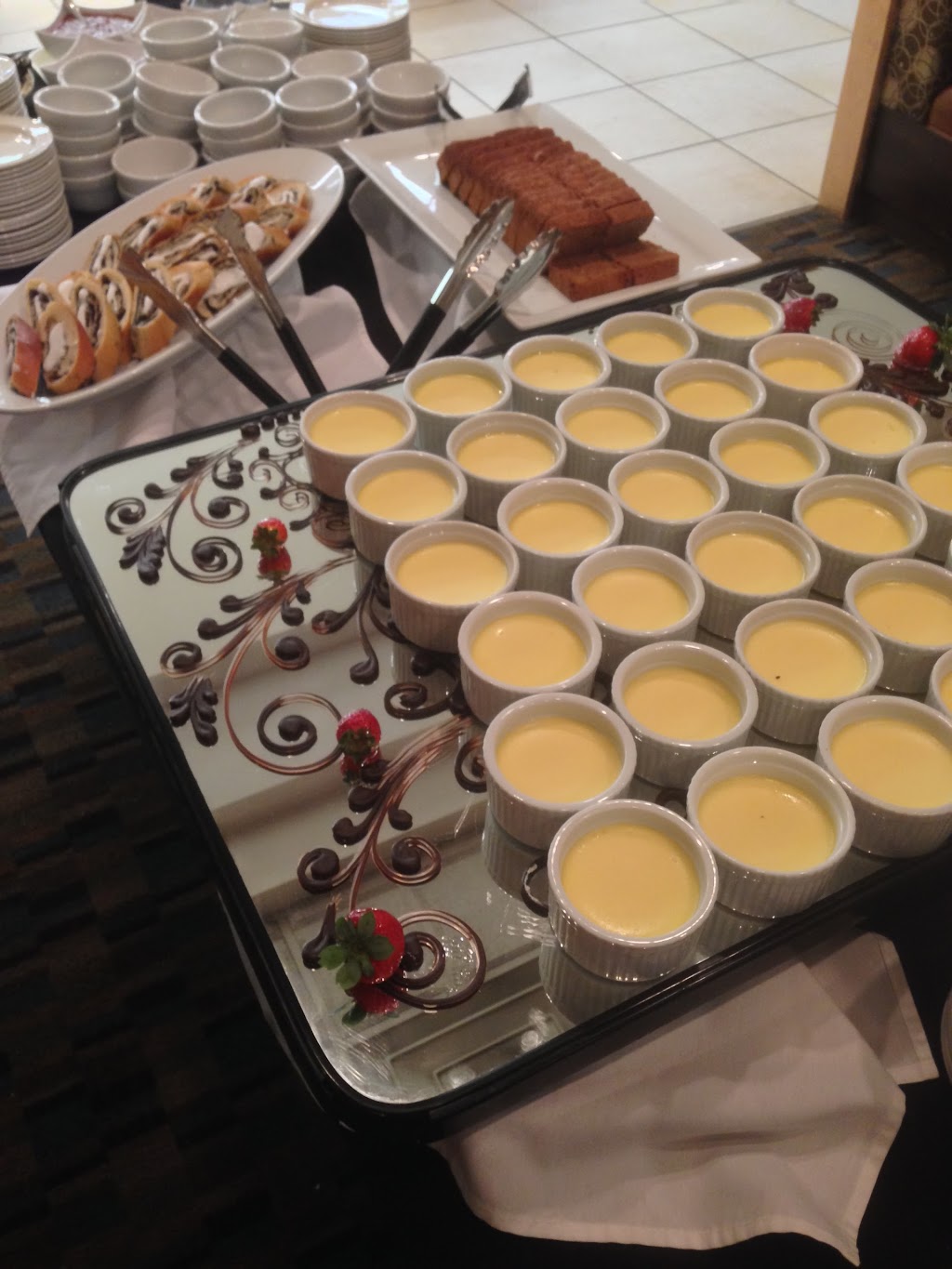 Fixins Homestyle Eatery | 106 Circle Drive W, Saskatoon, SK S7L 4L6, Canada | Phone: (306) 978-6506