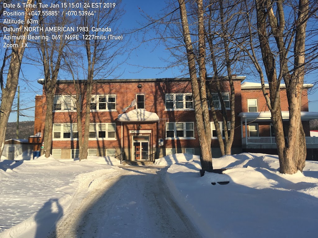 Centre communautaire | 359 Rue Ste Claire, Saint-Urbain, QC G0A 4K0, Canada | Phone: (418) 639-2467