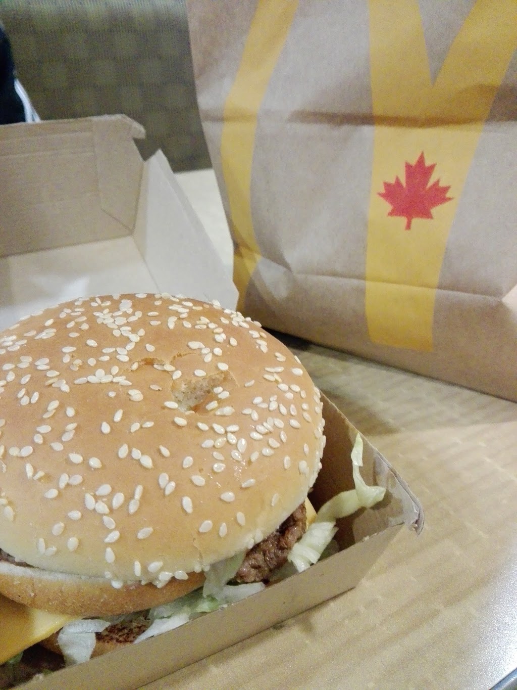 McDonalds | 531 Clarke Rd, Coquitlam, BC V3J 3X4, Canada | Phone: (604) 936-4222