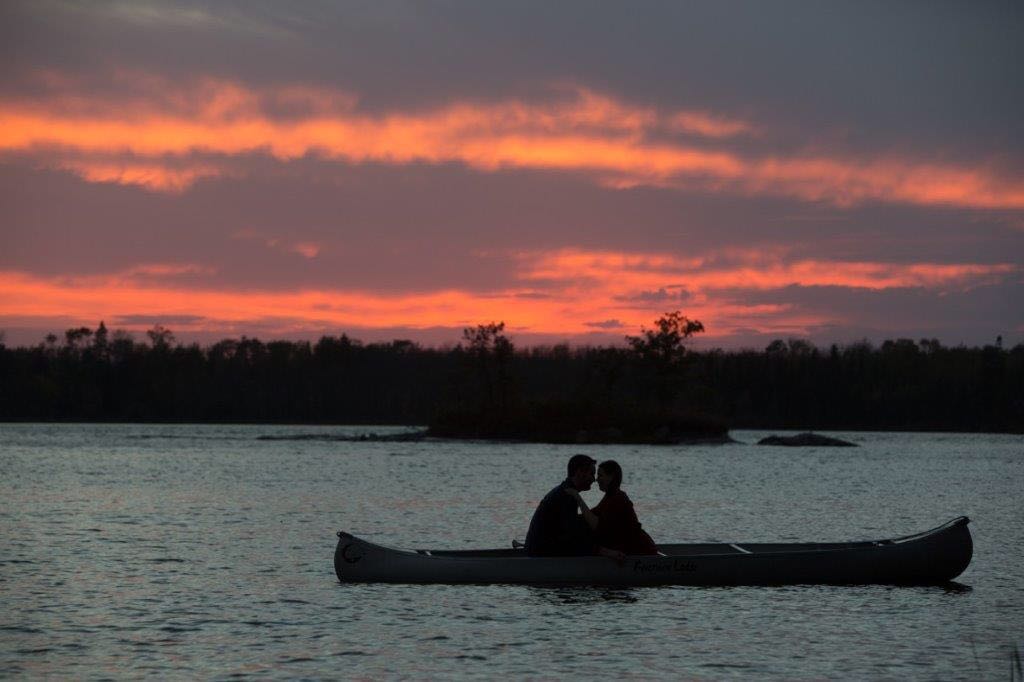 Riverview Lodge | Eleanor Lake Whiteshell Provincial Park, Seven Sisters Falls, MB R0E 1Y0, Canada | Phone: (204) 348-7607