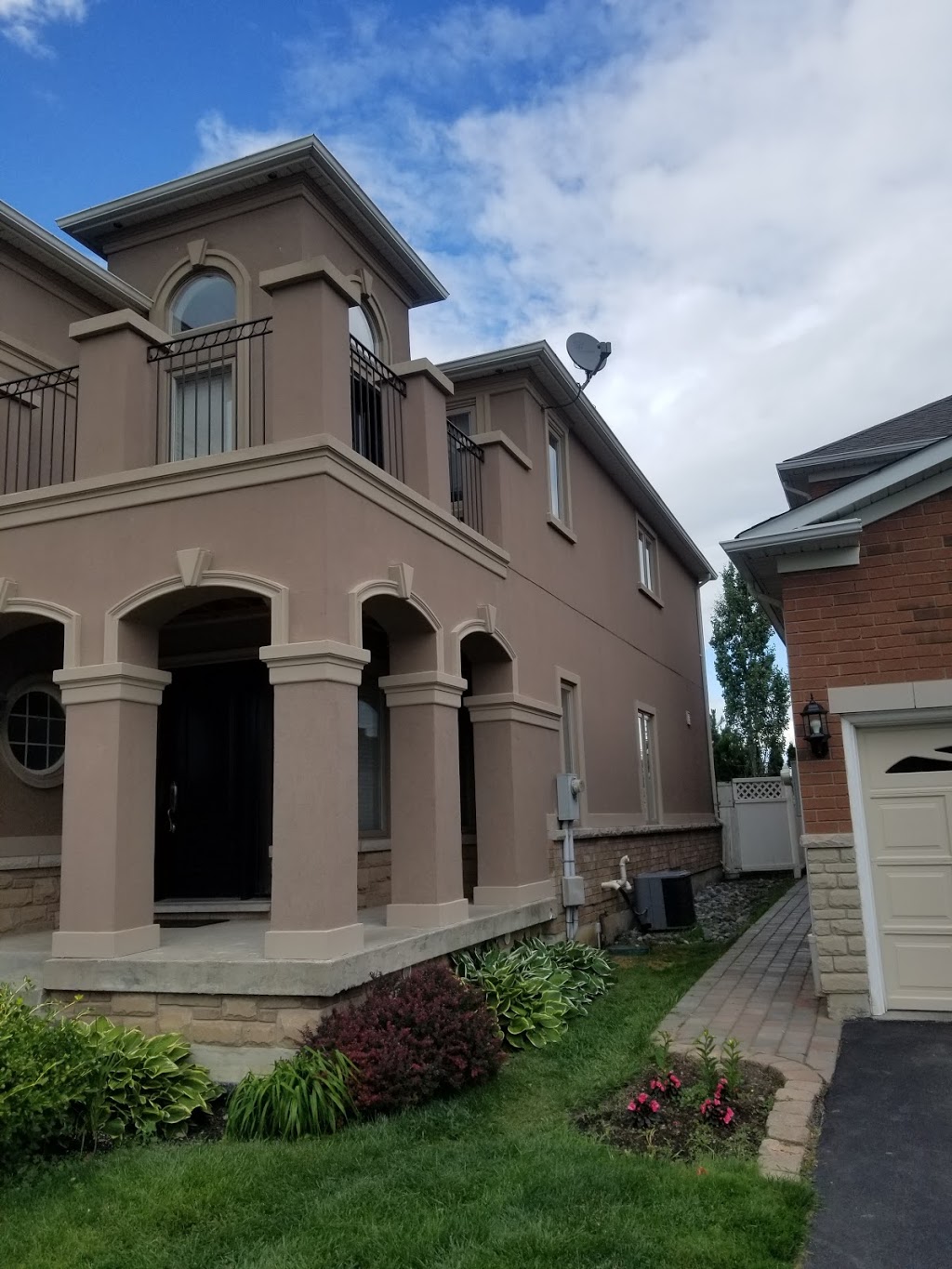 All stucco general contractors | 2660 Aquitaine Ave, Mississauga, ON L5N 3K4, Canada | Phone: (647) 575-8862
