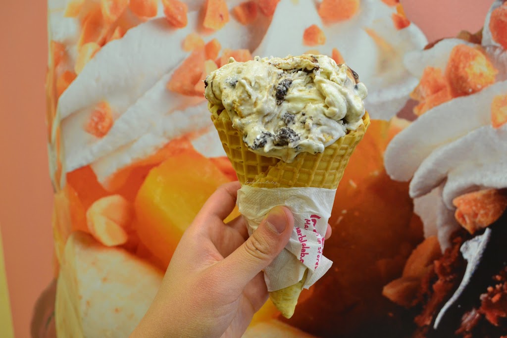 Marble Slab Creamery | Edinburgh Market Place, 492 Edinburgh Rd S, Guelph, ON N1G 4Z1, Canada | Phone: (519) 767-5400