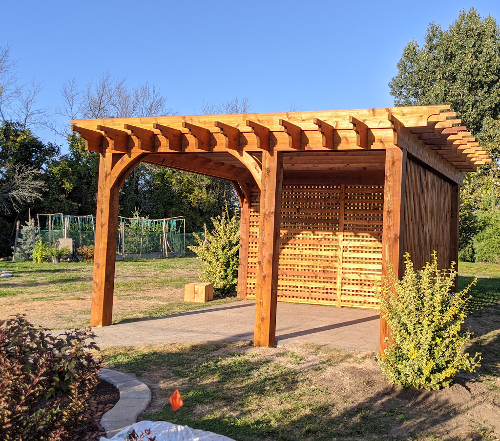 Deck Builder Newmarket | 167 Billings Crescent, Newmarket, ON L3Y 7Y1, Canada | Phone: (647) 812-5119