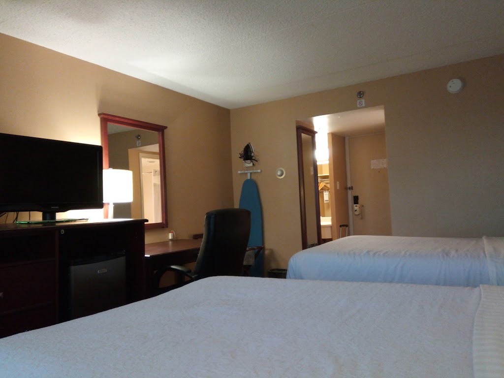 Holiday Inn St. Johns Conference Centre | 180 Portugal Cove Rd, St. Johns, NL A1B 2N2, Canada | Phone: (709) 722-0506