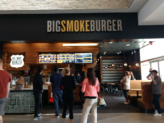 Big Smoke Burger | 300 Taylor Rd, Niagara-on-the-Lake, ON L0S 1J0, Canada | Phone: (905) 685-1000