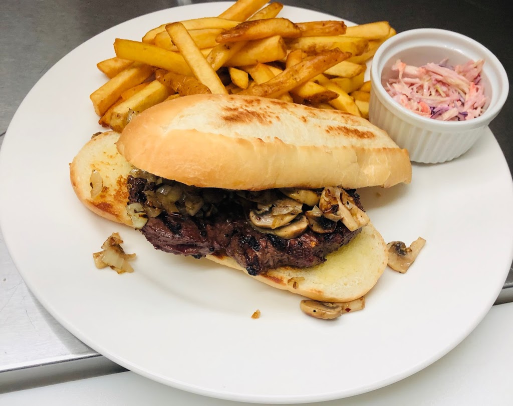 101 Bar and Fire Grill Restaurant | 101 Ontario Rd, Mitchell, ON N0K 1N0, Canada | Phone: (519) 348-8500
